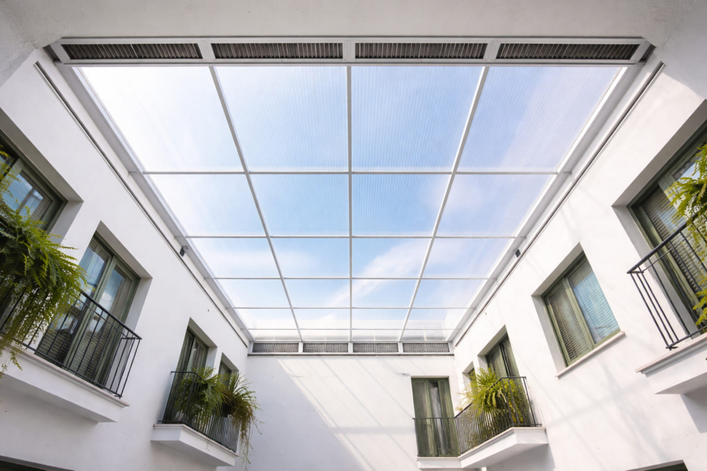 cuanto-dura-cubierta-policarbonato-vida-util